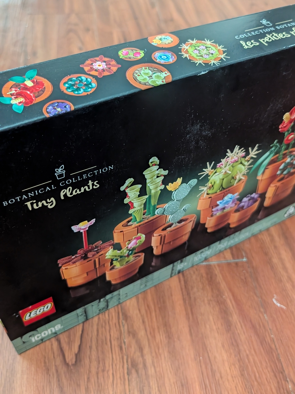 LEGO Botanical Collection Tiny Plants NEW